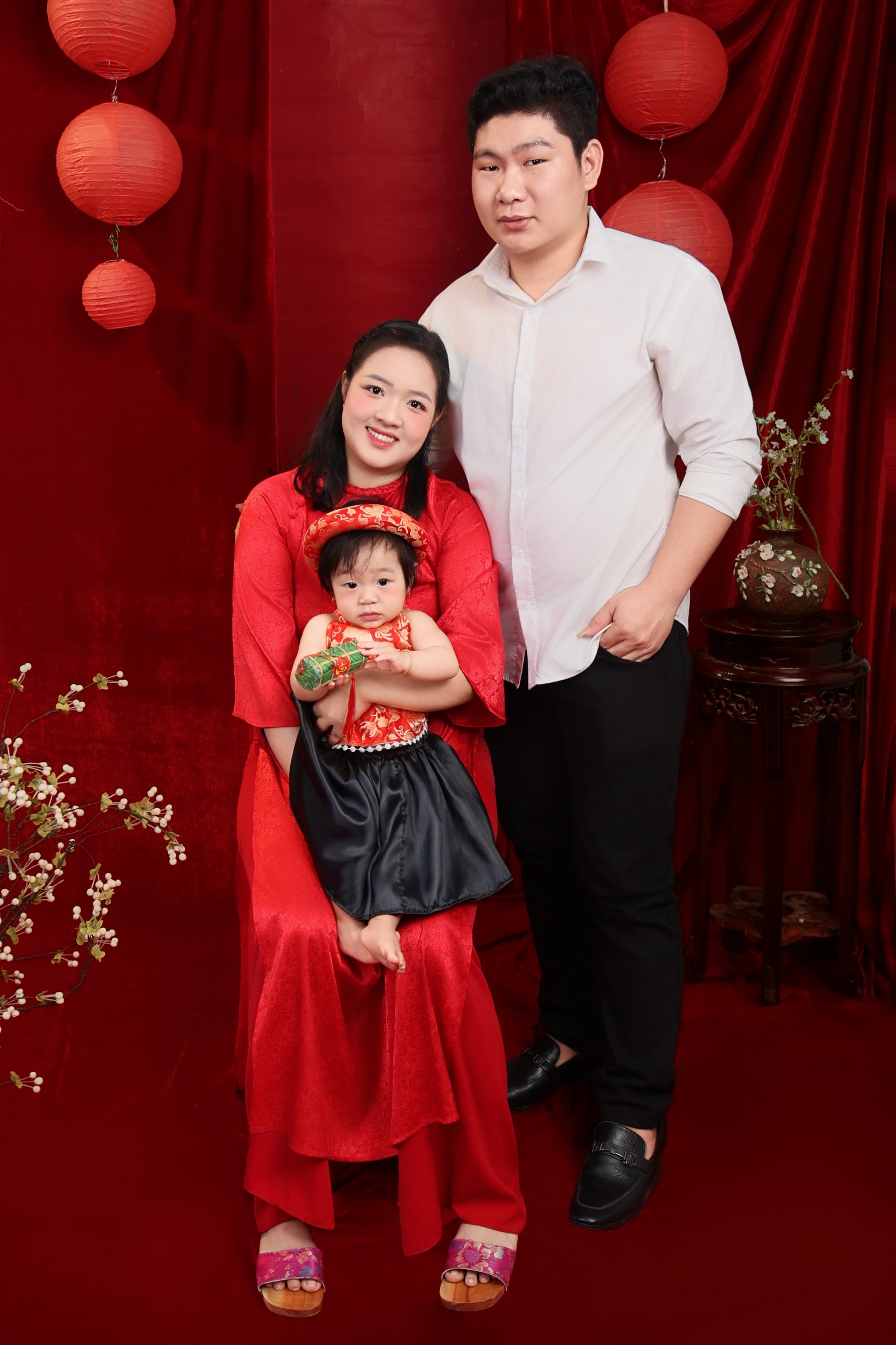 Bé Dâu & Gia Đình