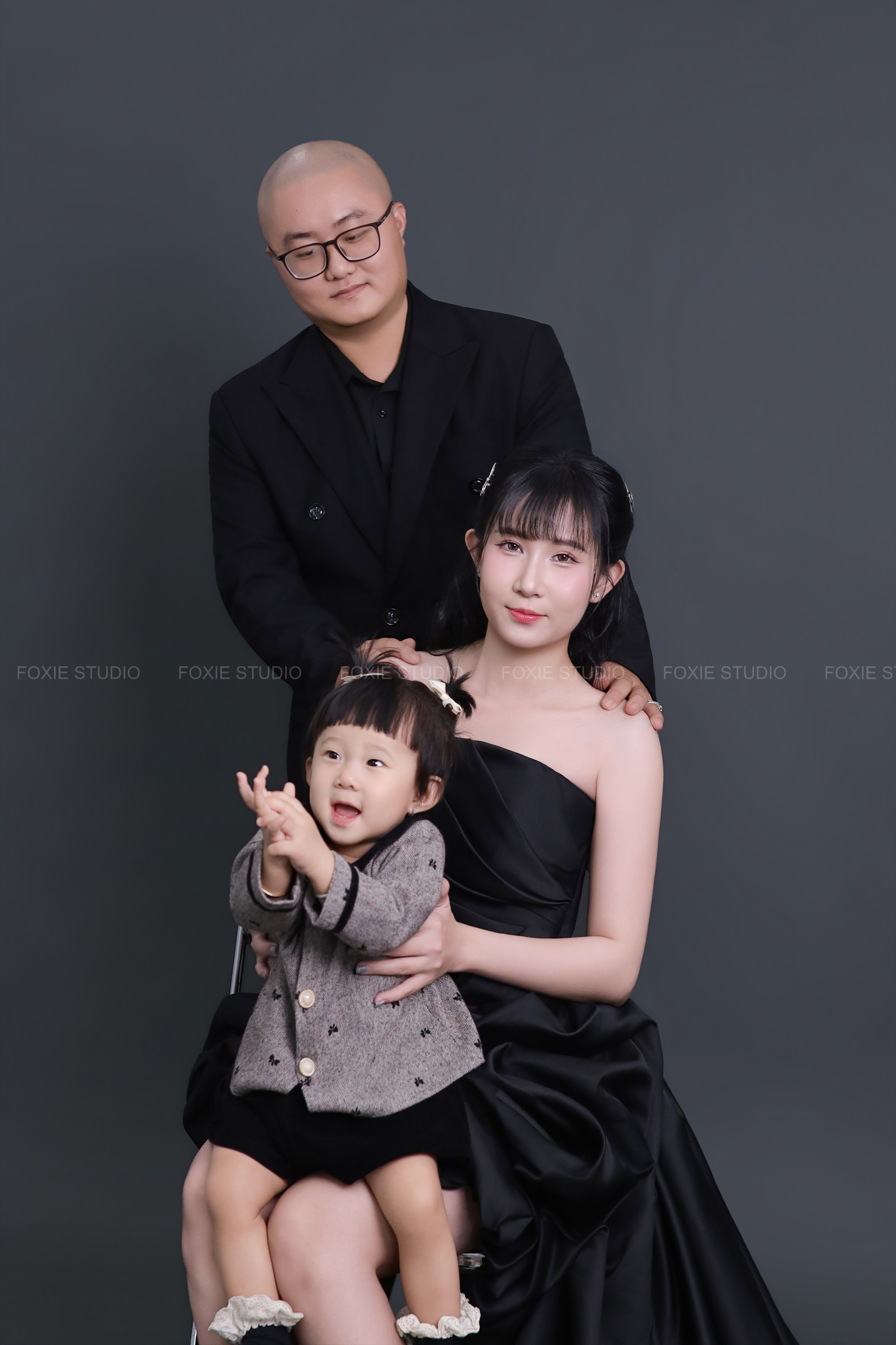 Bé Sữa & Gia Đình